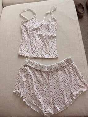 White Floral Lace-Trim Cami & Shorts Sleep Set
